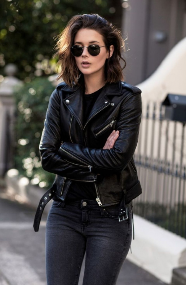 Jaket Kulit dengan Gaya Edgy